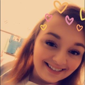 Meet your Posher, Makayla